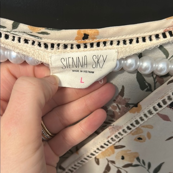 Sienna Sky Cream Blouse with Bell Sleeves and Peplum - Picture 2 of 2